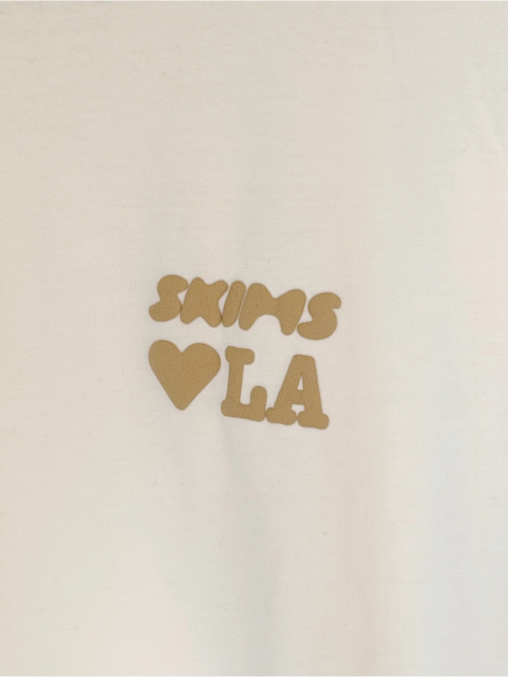 Limited edition Skims Love LA
Women's White Graphic Tee - Picture 3 of 8